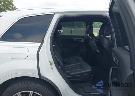 2018 Audi Q7 2.0T Premium z USA, uszkodzony, nr VIN WA1LHAF76JD020001